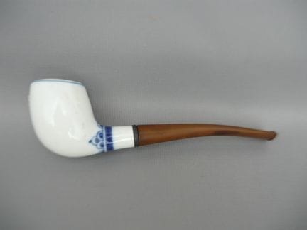 Royal Copenhagen Musselmalet. Pipe. Unused. L. 14 