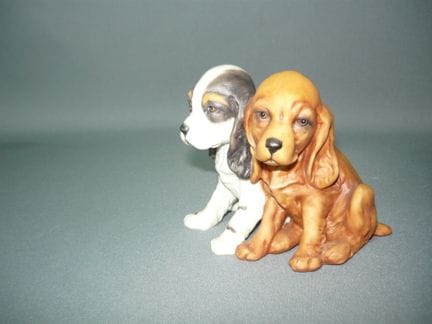 Emperor. Pair of dogs. Hand-painted. L. 13 cm. PCL