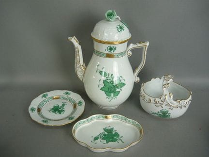 Set of 4 decorative pieces. Herend, Hungary. Appon