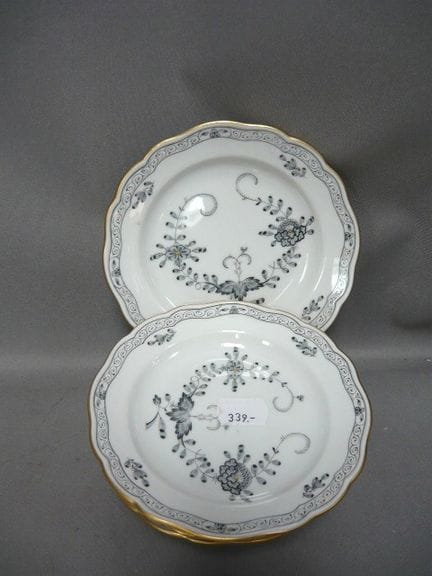 Set of 6 flat plates. Meissen (Schwerter). "Indisc