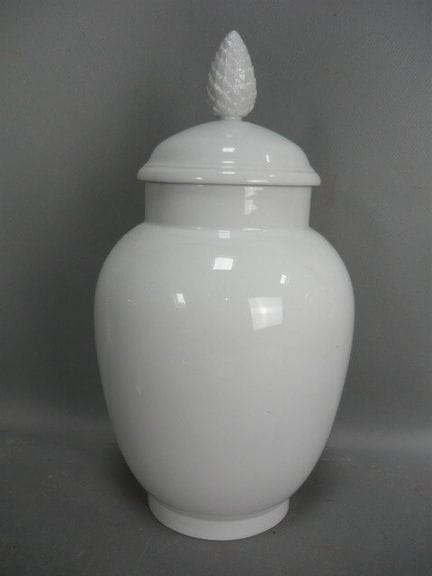 Large lidded vase with a knobbed stopper. KPM Berl