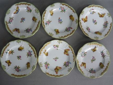 Set of 6 flat plates. Herend, Hungary. 20th centur