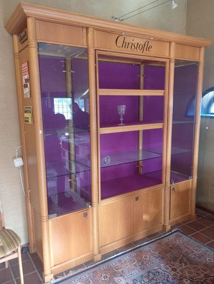 Christofle Display Case FUR