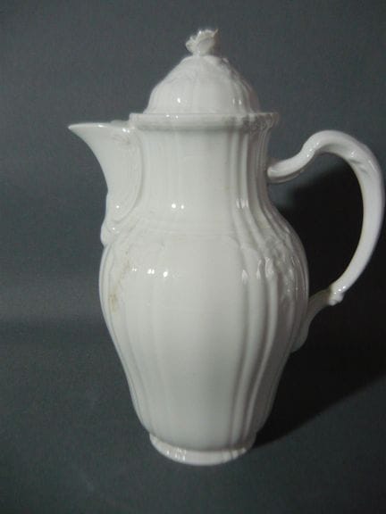 KPM Berlin Rocaille White. Coffee pot, H 22 cm. Fi