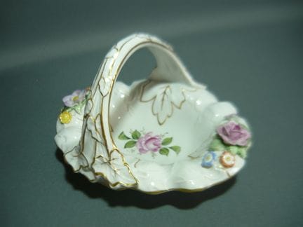 Plauen Porcelain Manufactory. Delicate basket with