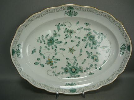 Large oval plate. Meissen (Schwerter). Mark after 