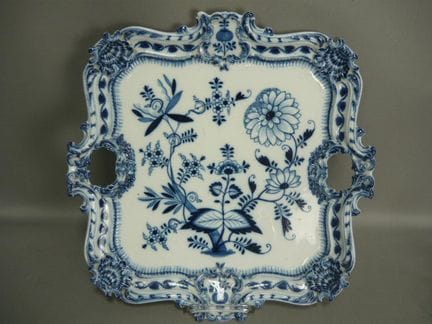 Important tray with handles. Meissen (Schwerter). 