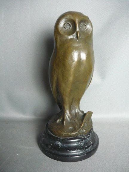 Owl or little owl. Bronze after Milo. Mounted on a