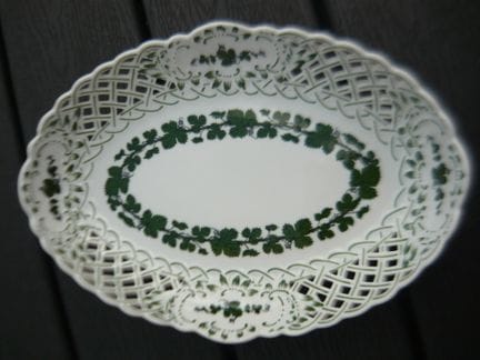 Meissen (Schwerter). Vine leaves.  Decorative bowl