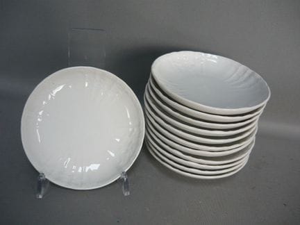 12 side dish bowls. KPM Berlin. 20th century. Roca