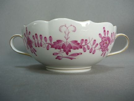 Soup bowl. Meissen (Schwerter). Marked after 1934.