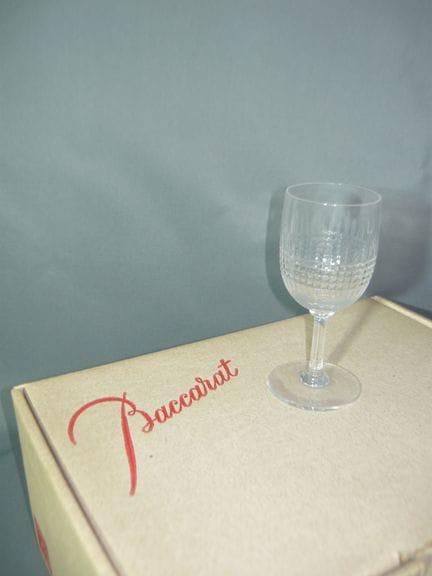 Baccarat. Nancy series. Set of 6 wine glasses in o