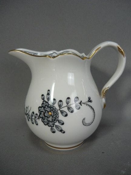 Milk jug. Meissen (Schwerter). Marked after 1934. 