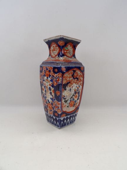 IMARIE - Large white polychrome porcelain vase dec