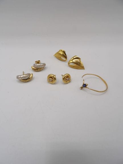 Lot de 3 paires de boucles d'oreilles en or et une