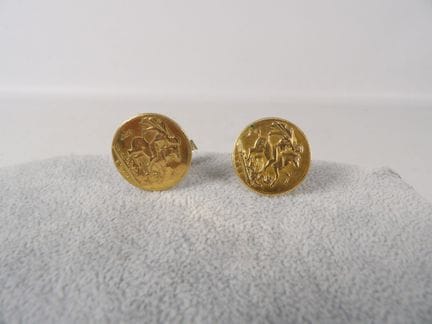 Paire de boutons de manchettes en or jaune 18K sty
