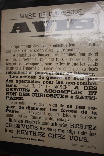 DUNKIRK - Set of 2 posters: 1 on safety precaution