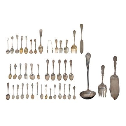 Assortiment d'ustensiles en argent sterling, en ar