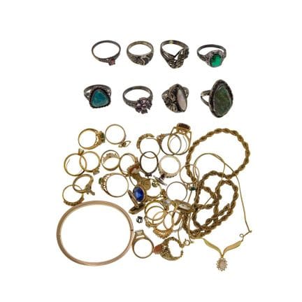 Assortiment de bijoux en argent sterling et de bij