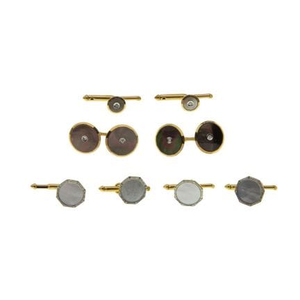 Assortiment de boutons de chemise et de boutons de