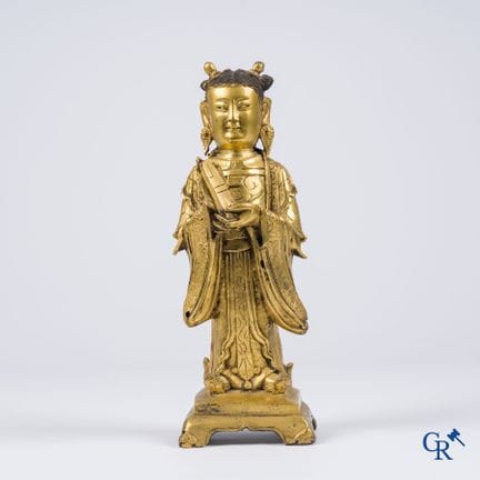 Arte asiatica, Cina. Grande statua in bronzo dorat