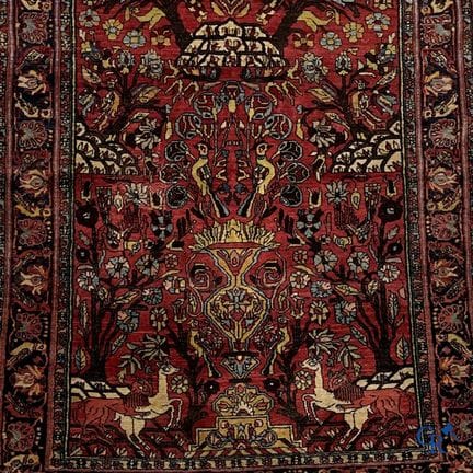 Tappeto orientale. Antico tappeto persiano annodat