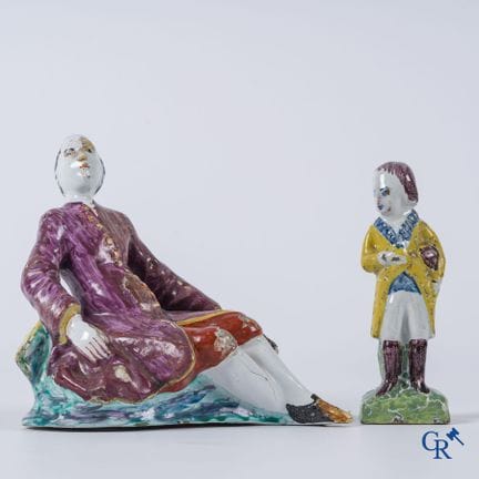 Faience. 2 pièces de forme en faïence du XVIIIe si