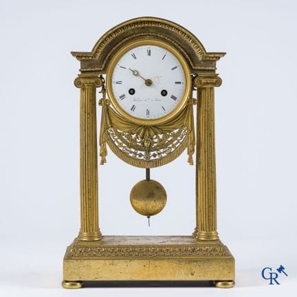 Warnier il Vecchio a Parigi. Orologio a portale in
