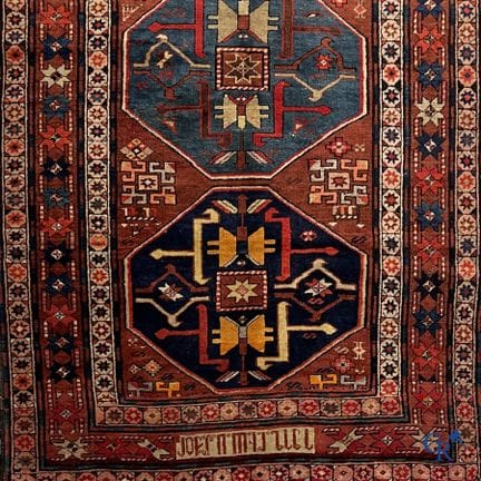 Tappeto orientale. Antico tappeto persiano annodat