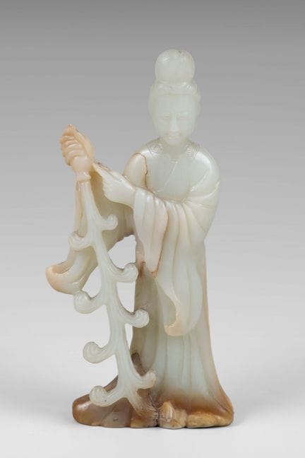 Figurine en jade sculpté représentant Guanyin, Chi