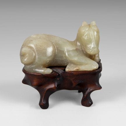 Figurine en jade céladon sculpté, Chine, probablem