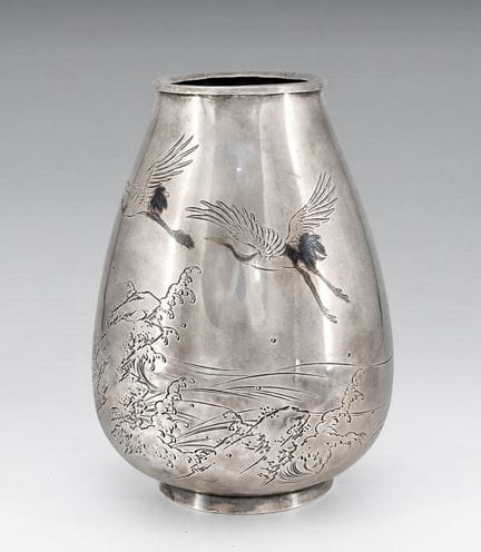 Vase en argent fin, Japon, fin du XIXe – début du 