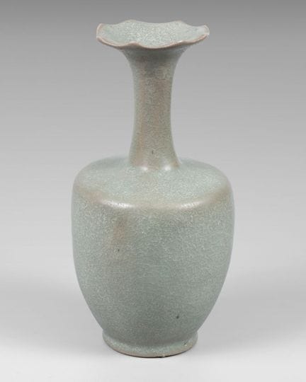 Vase en porcelaine à glaçure céladon, Chine, dynas
