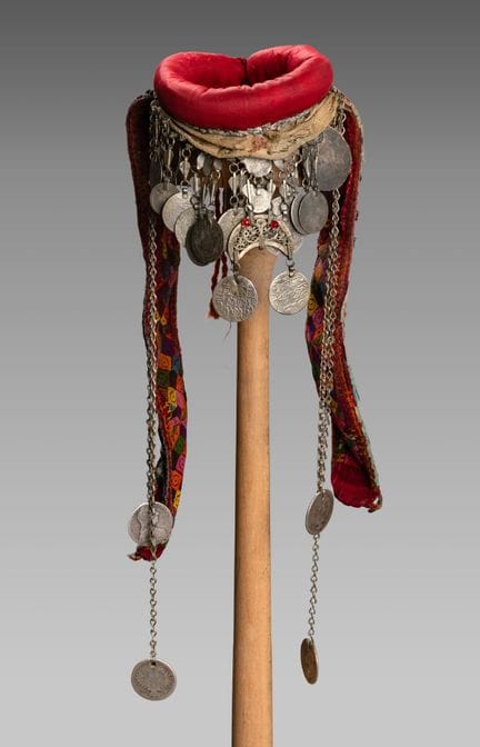 Magnifique coiffe de mariée, Palestine, vers 1910
