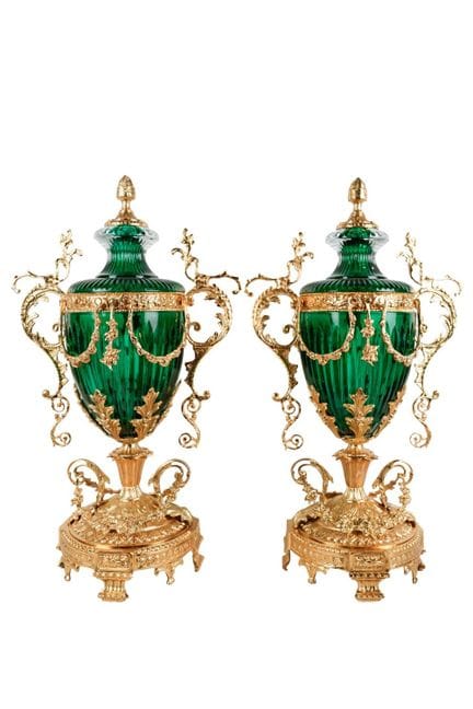 Pair of glass goblets, 20th century. Made of glass