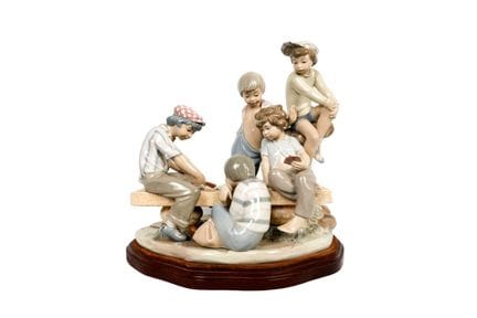 Laphin porcelain set. Children playing cards. Porc