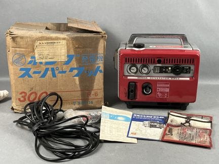 HONDA, modèle E 300. Générateur portatif dans son 