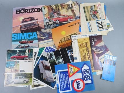 [PANHARD, SIMCA]. Pochette comprenant environ 40 c