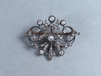 Belle broche Second Empire en argent et or jaune (