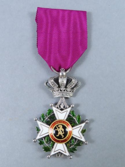 BELGIQUE. Ordre de Léopold. Croix de chevalier, mo