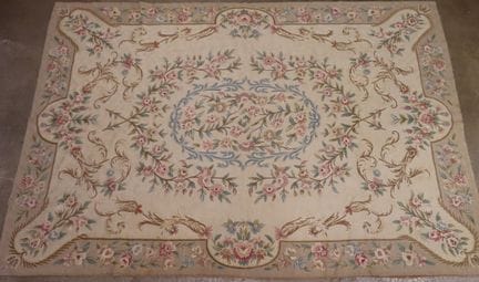 Grand tapis Art nouveau à points de chaînette guid