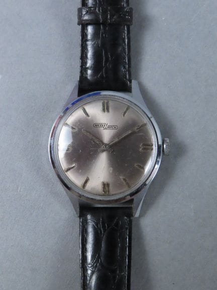 NICOLET WATCH, Switzerland. Wristwatch with a circ