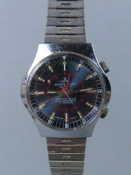 MEISTER ANKER, Germany. Alarm. An interesting alar
