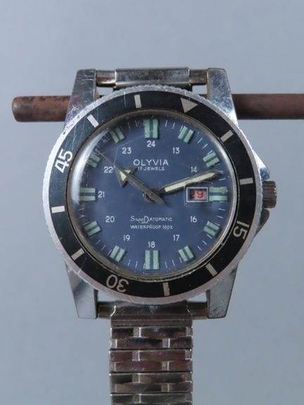 OLYVIA, Switzerland. Super Datomatic. Diver’s-styl