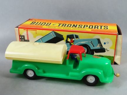 BIJOU TRANSPORTS, Frankreich. Tankwagen aus Kunsts