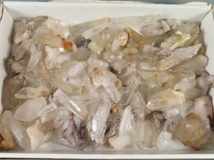 Brésil. Lot de cristaux de quartz et de cristal de