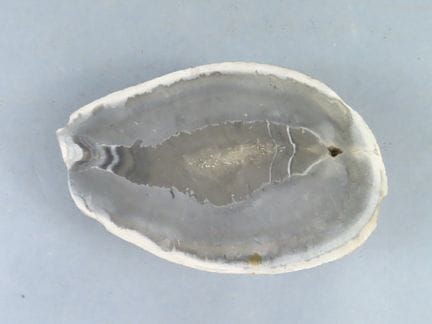 Alpes-Maritimes, Nice. Important silex scié et pol