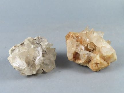 Réunion de deux beaux spécimens de cristal de roch