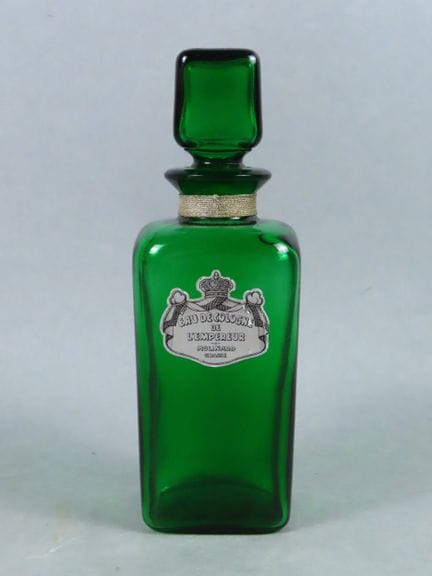 MOLINARD, Grasse. Das Eau de Cologne des Kaisers. 