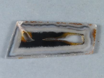 Brésil, province du Paraiba. Tranche d'agate polyé